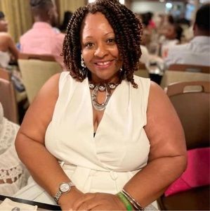 Meet your Posher, Tami